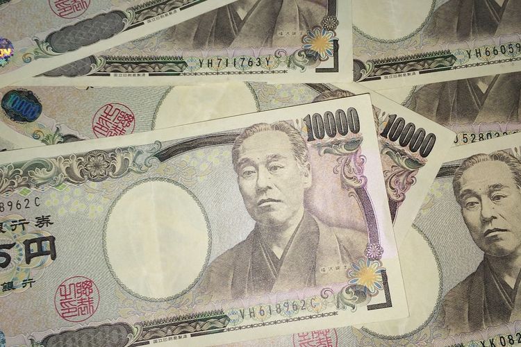 Yen Sentuh Titik Terendah dalam 40 Tahun, Jepang Siapkan Intervensi