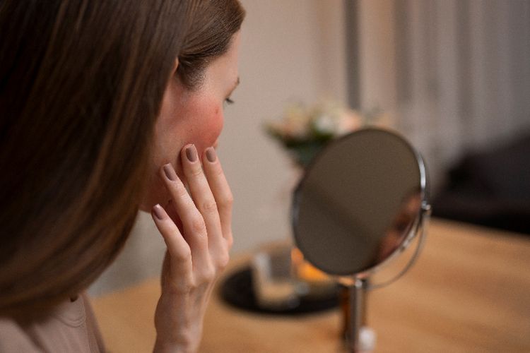 12 Sunscreen untuk Kulit Sensitif, Ringan dan Nyaman Dipakai Harian