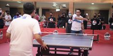 Buka Kejuaraan UAH Super Series, Ridwan Kamil Adu Kemampuan Tenis Meja dengan Ustadz Adi Hidayat