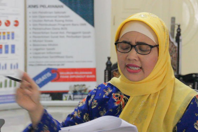 Retno Listyarti, Komisionel Perlindungan Anak Indonesia (KPAI) membeberkan sejumlah kejanggalan terkait ketidak lulusan  Aldi Irpan, siswa kelas XII IPS, SMAN 1 Sembalun, Lombok Timur, yang tidak lulus karena kritis terhadap kebijakan kepala sekolahnya.