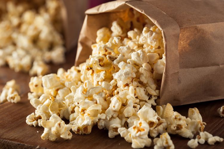 Cara Membuat Popcorn Asin, Pakai Keju Biar Tambah Sedap