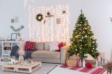 8 Tips Mempersiapkan dan Mendekorasi Rumah untuk Liburan Natal