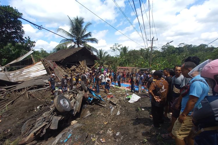 Kesaksian Paiman, Pemilik Rumah yang Hancur Dihantam Truk di Purworejo