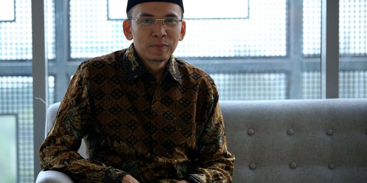 Gubernur Nusa Tenggara Barat Zainul Majdi atau Tuan Guru Bajang (TGB) saat mengunjungi Kantor Redaksi Kompas.com di Menara Kompas, Jakarta, Kamis (12/7/2018).