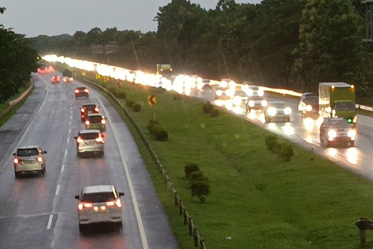 Hari Lebaran 2026, Volume Kendaraan di Tol Cipali Melonjak 65,7 Persen