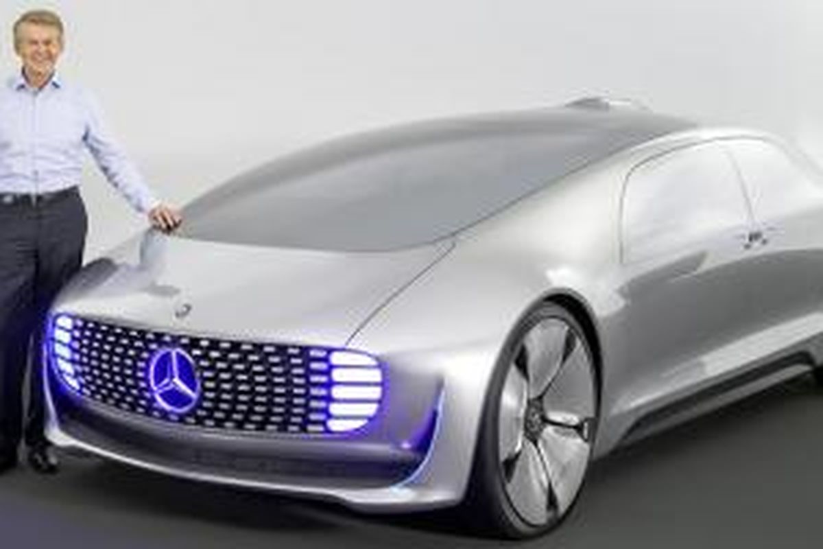 Mercedes Benz F 015 Luxury in Motion diperkenalkan di  Consumer Electronics Show, Las Vegas, Selasa (6/1/2014), 
