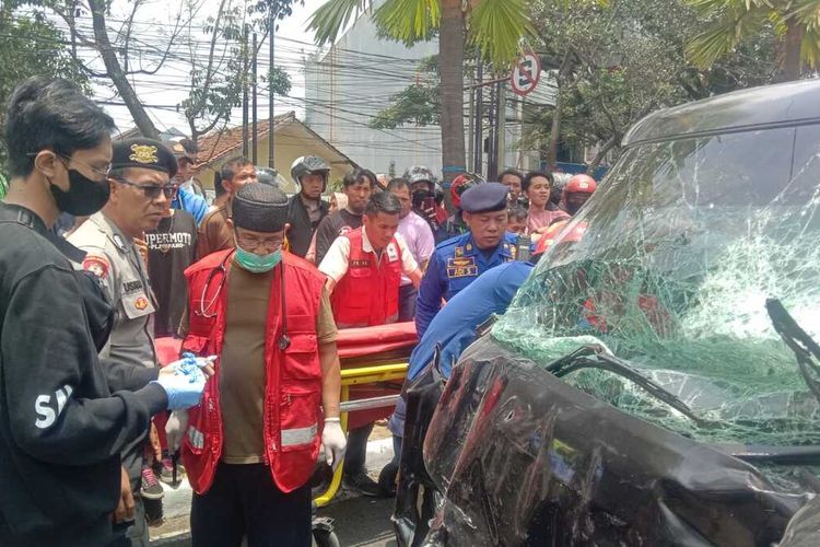 Kecelakaan maut di Jalan BKR, Kota Bandung, Sabtu (23/9/2033).