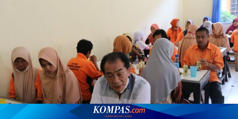 Usai Digeledah KPK, Bupati Banjarnegara Sarapan Bersama Penghuni Panti Sosial: Mari Menebarkan Kebajikan - Vimarsana News