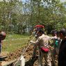 Pemakaman Wanita Seberat 240 Kg di Karanganyar Berlangsung Dramatis, Jenazah Dibopong dengan Bambu