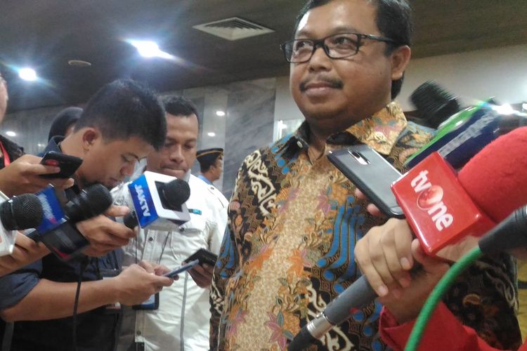 Wakil ketua komisi II DPR RI, Herman Khaeron di Gedung DPR RI, Jakarta, Senin (18/3/2019). 