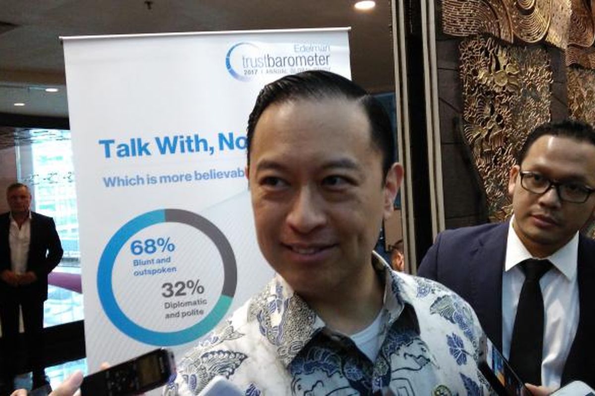 Kepala Badan Koordinasi Penanaman Modal (BKPM) Thomas Trikasih Lembong usai acara Edelman Trust Barometer, di Jakarta, Rabu (8/2/2017).
