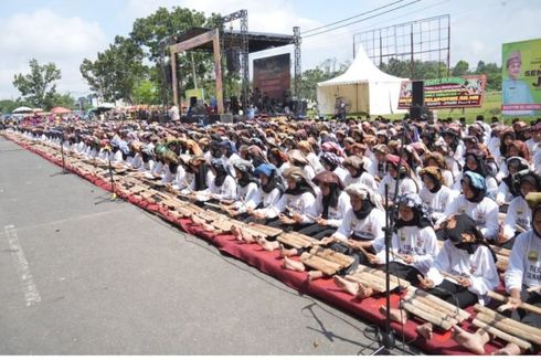 Sastra Tutur Senandung Jolo Muaro Jambi Raih Rekor Muri