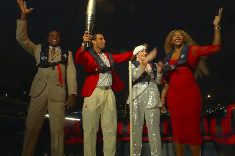 Kepanikan Carl Lewis, Serena Williams, dan Rafael Nadal Saat Bawa Obor Olimpiade di Sungai Seine