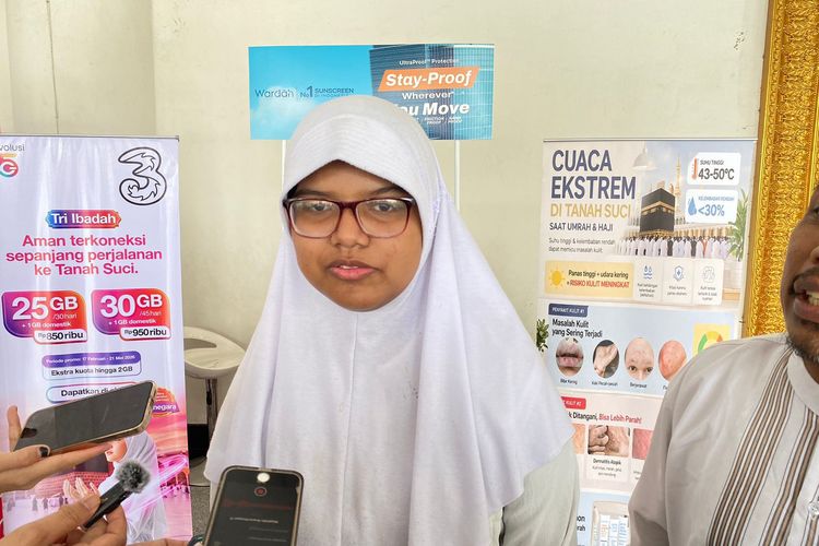 Kisah Aila 13 Tahun, Jemaah Haji Termuda yang Berangkat Gantikan Mendiang Ibu