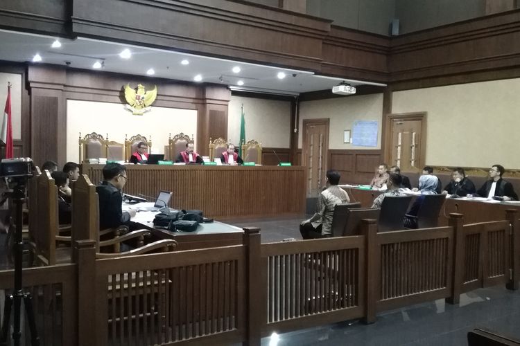 Sidang pemeriksaan saksi untuk mantan Direktur Keuangan PT Angkasa Pura II Andra Y Agussalam