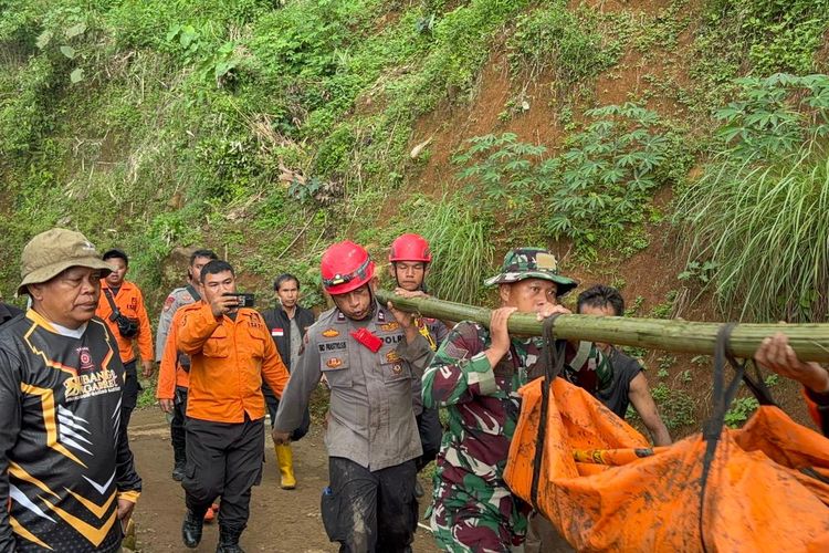 Dua Wisatawan Tewas di Curug Cileat Subang, Keluarga Sesalkan Minimnya Peringatan