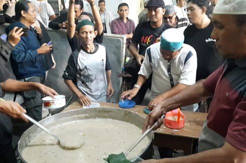 Berburu Bubur Samin untuk Buka Puasa, Kuliner Khas Banjar yang Ada di Masjid Darussalam Solo