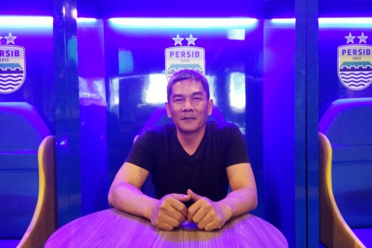 Mantan pemain Persib yang saat ini menjadi anggota DPRD Kabupaten Ciamis, Heri Rafni Kotari, saat ditemui di Kafe Persib, Jalan Sulanjana, Rabu (18/4/2018).