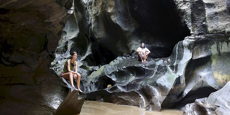 Lokasi favorit untuk berfoto ria di Hidden Canyon Beji Guwang, Gianyar, Bali.