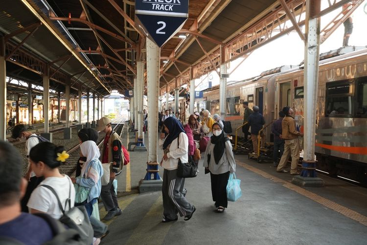 Semarak HUT ke-81 RI, KAI Daop 4 Semarang Beri Diskon 17 Persen Tiket Kereta Api, Ini Daftar dan Syaratnya