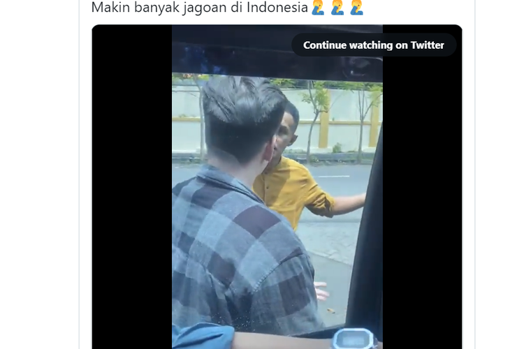 viral seseorang lakukan pemukulan dengan tongkat baseball