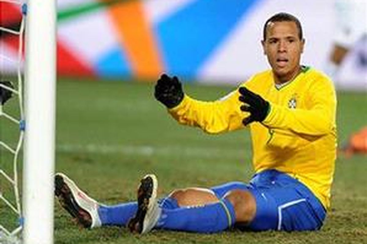 Penyerang Sevilla, Luis Fabiano.