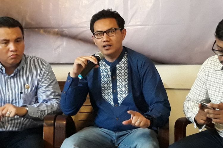 Koordinator Eksekutif Pusat Pengembangan Riset Sistem Peradilan Pidana Universitas Brawijaya Fachrizal Afandi dalam diskusi di Cikini, Jakarta Pusat, Minggu (3/6/2018).