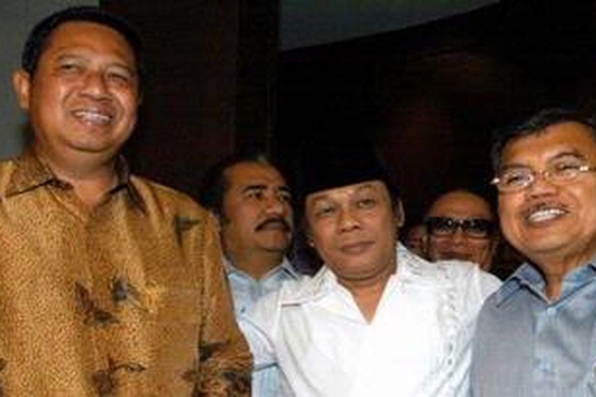 Presiden Susilo Bambang Yudhoyono dan Ketua Umum PMI Jusuf Kalla