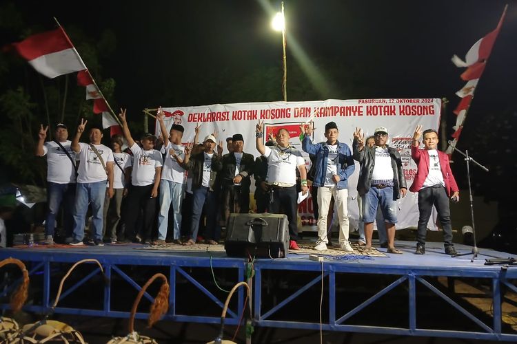 Forum Penyelamat Demokrasi melakukan deklarasi pada Kamis (17/10/2024) malam. Deklarasi ini untuk melawan paslon tunggal Pilkada Kota Pasuruan sehingga mereka mengkampanyekan pilih kotak kosong dalam Pilkada Kota Pasuruan 2024.