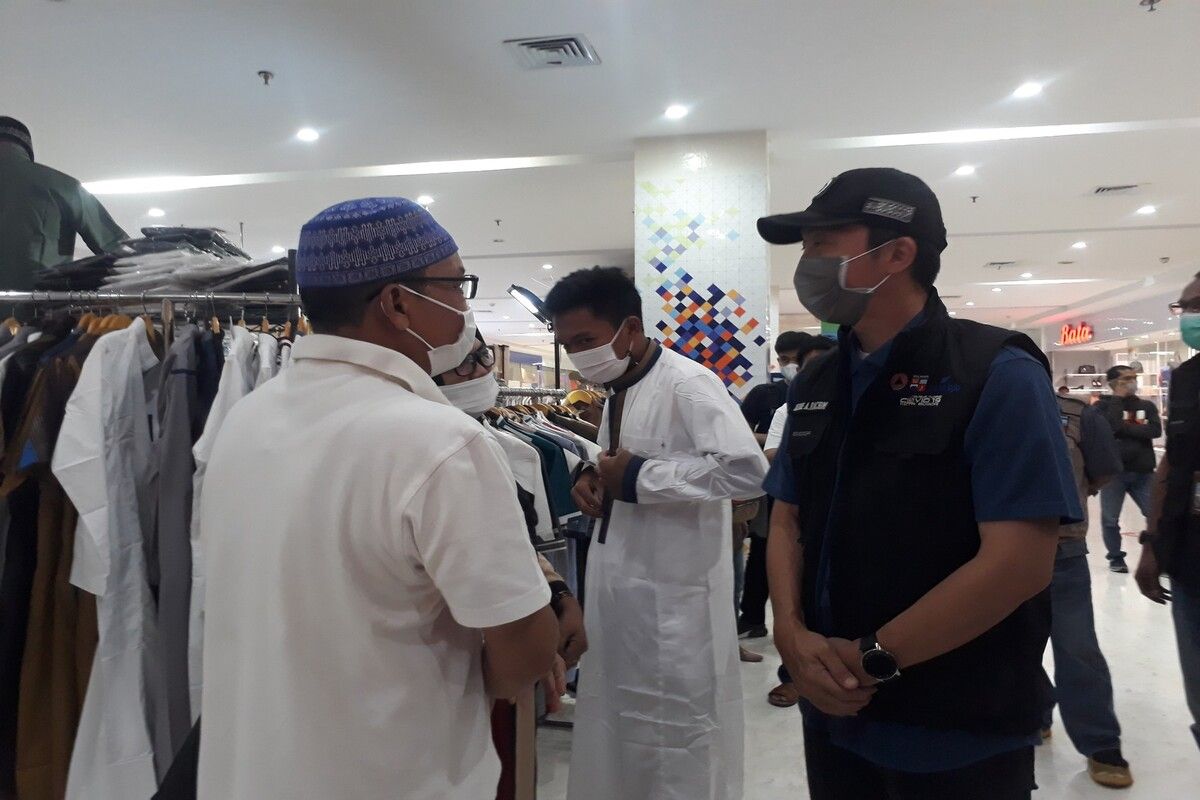 Wakil Wali Kota Bogor Dedie Rachim saat melakukan sidak ke pusat perbelanjaan Lippo Plaza Ekalokasari, Bogor, Jawa Barat, Sabtu (8/5/2021).