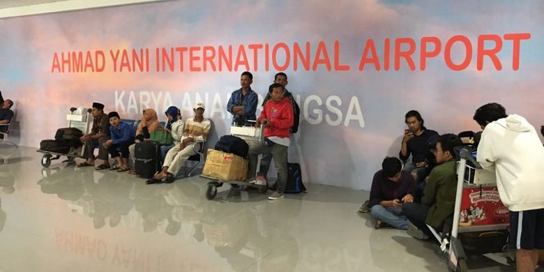Suasana di terminal baru Bandara Internasional Ahmad Yani di Kota Semarang, Jawa Tengah, Kamis (7/6/2018). Presiden Joko Widodo meresmikan bangunan terminal baru untuk beroperasi secara penuh pada hari ini.