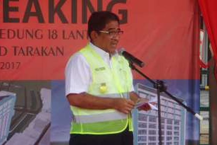 Plt Gubernur DKI Jakarta Sumarsono saat grounbreaking proyel sky hospital RSUD Tarakan, Jakarta Pusat, Rabu (18/1/2017)