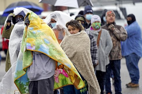 Pejabat Tertinggi Penyedia Listrik Texas Mengundurkan Diri Setelah Pemadaman Listrik Besar-besaran