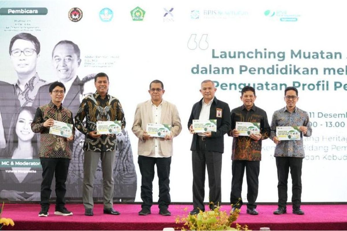 Direktur Utama BPJS Kesehatan Ghufron Mukti mendukung upaya pemerintah dalam memasukkan muatan jaminan sosial pada Kurikulum Pendidikan Nasional 2023. 