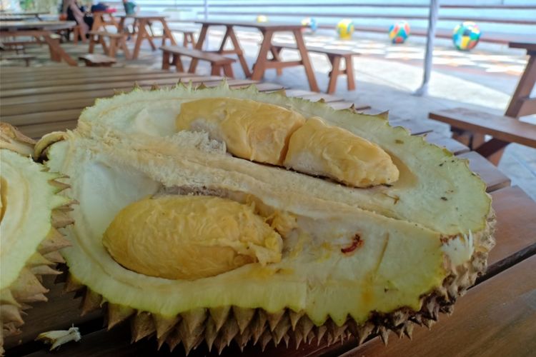 Durian di Festival Durian Bandara Soekarno Hatta merupakan durian lokal yanh diambil dari pengepu sekitar Jabodetabek