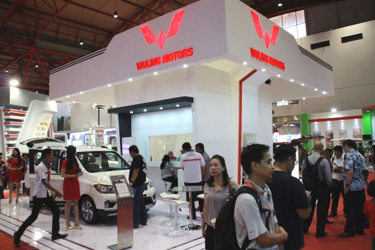 Wuling buka pesanan di Jakarta Fair 2017.