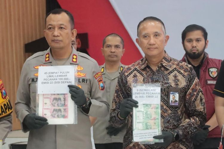 Polresta Sidoarjo Bongkar Jaringan Uang Palsu, Sita Rp 298,5 Juta dan Peralatan Produksi