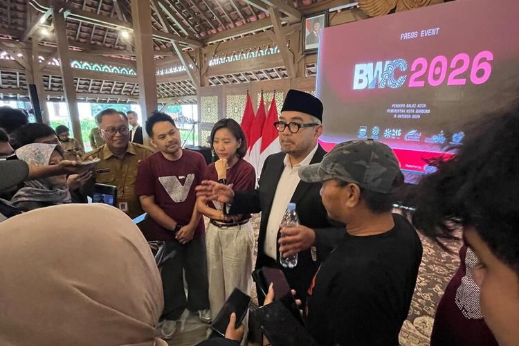 Getok Parkir Bus Rp 65.000 di Museum Geologi Bandung, Farhan: Kita Sikat