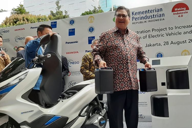 Kemenperin dan NEDO memulai proyek demonstrasi efisiensi motor listrik.