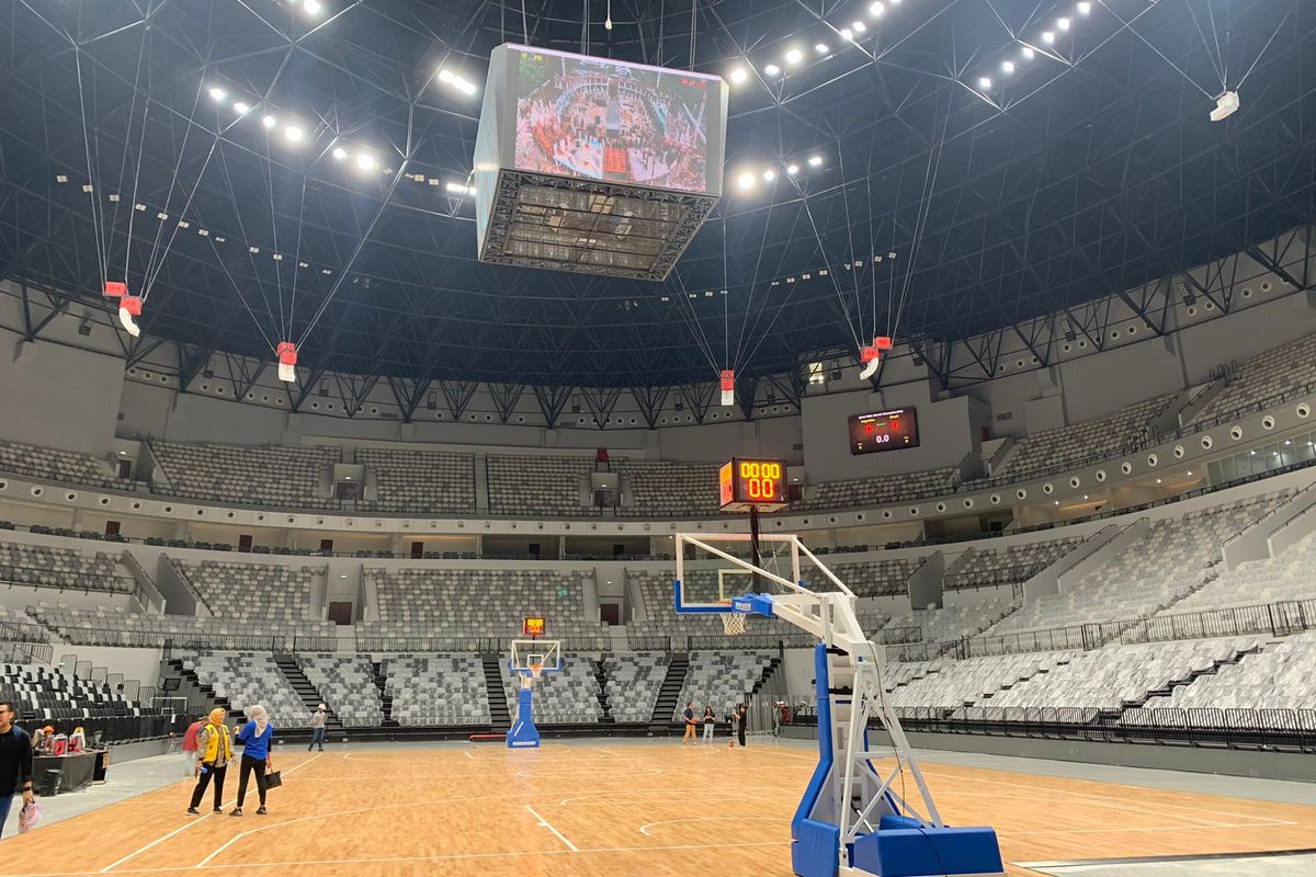 Indoor Multifunction Stadium GBK atau Indonesia Arena di Jakarta akan digunakan sebagai venue perhelatan FIBA World Cup 2023 atau Piala Dunia Basket 2023 yang bergulir pada 25 Agustus-10 September 2023.