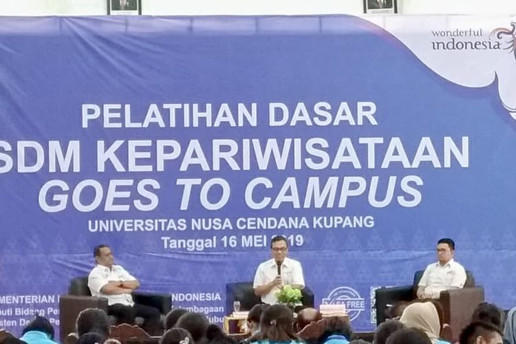 Pelatihan SDM Kepariwisataan Goes To Campus di Universitas Nusa Cendana Kupang, Nusa Tenggara Timur, Kamis (16/5/2019). 