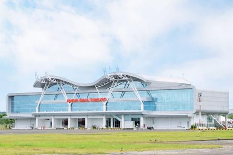 Bandara Trunojoyo Madura