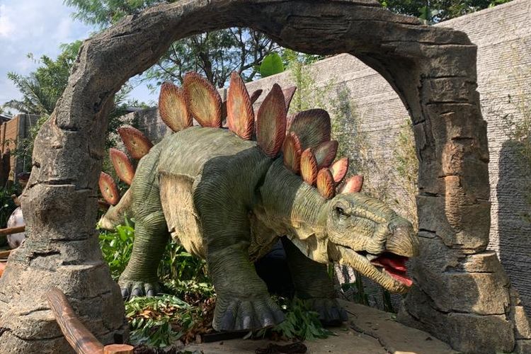 Garut Dinoland, tempat wisata bertema dinosaurus di Garut Jawa Barat
