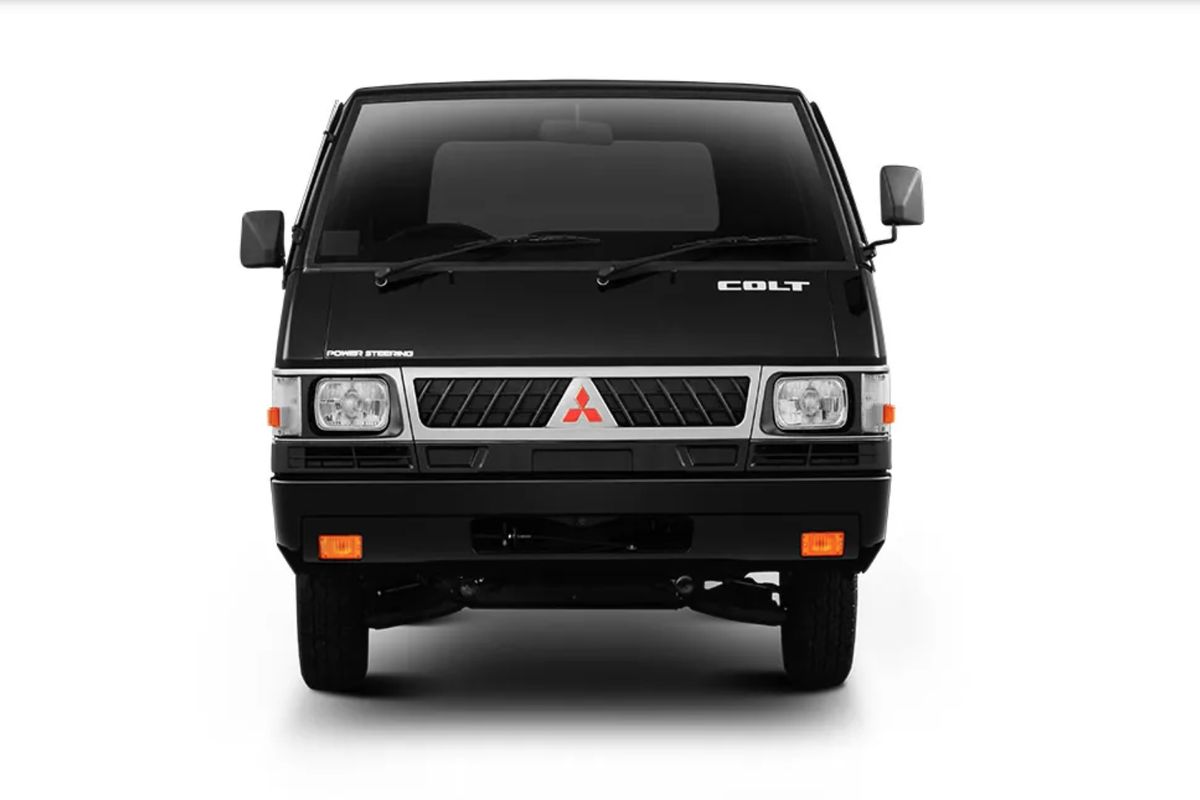 Mitsubishi Colt L300