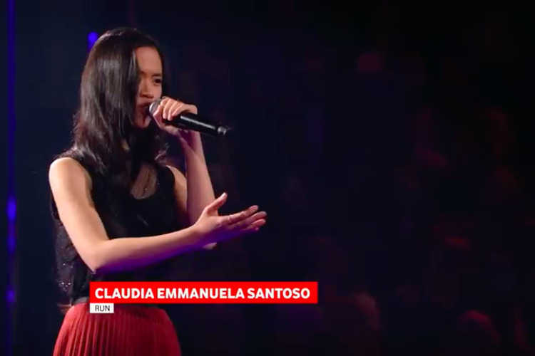 Dara asal Cirebon Claudia Emmanuela Santoso berlaga di babak Sing Off The Voice of Germany.