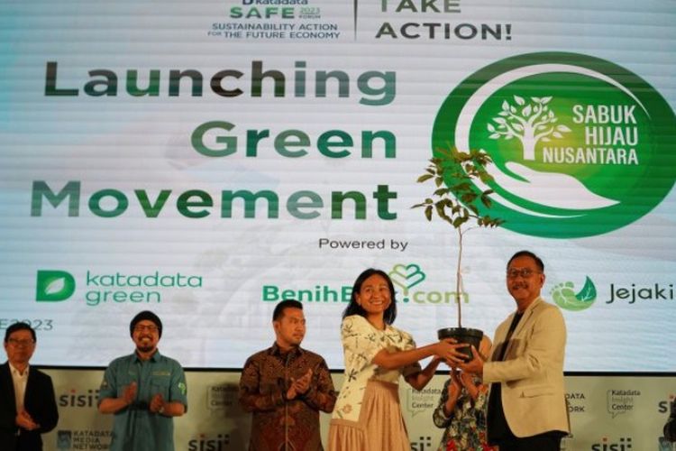 Kepala Otorita IKN Bambang Susantono menghadiri forum membahas perubahan iklim di Jakarta.