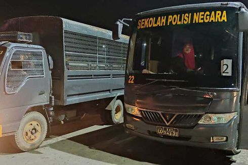 Truk dan Bus Polisi Angkut Penonton MotoGP yang Telantar