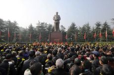 China Peringati Ulang Tahun ke-120 Mao Zedong