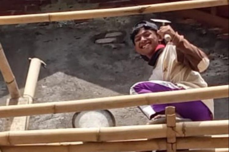 Kisah Alfath, Lulus SMK Pernah Jadi Kuli Bangunan dan Sukses Tembus UGM