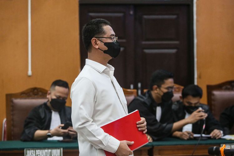 Foto stok: Terdakwa Irfan Widyanto menjalani sidang di Pengadilan Negeri (PN) Jakarta Selatan.